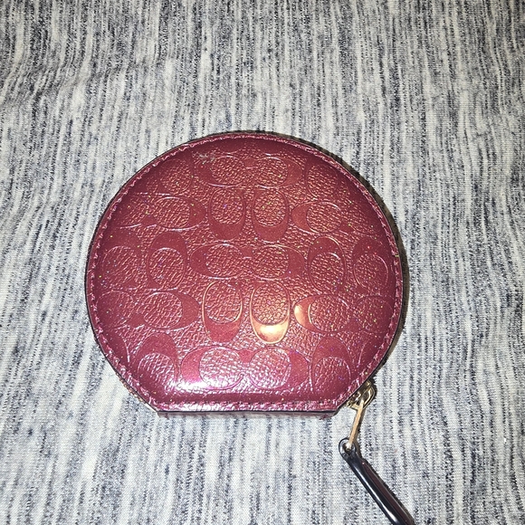Coach Round Acordion Zip Coin Pouch - Burgundy - Picture 2 of 3